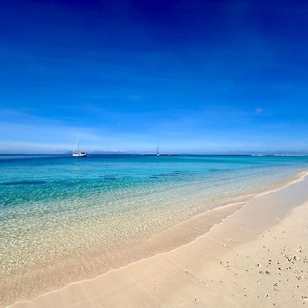 Meri Lodge Huahine Fare 外观 照片