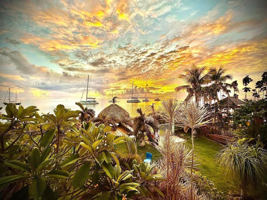 Meri Lodge Huahine Fare 外观 照片